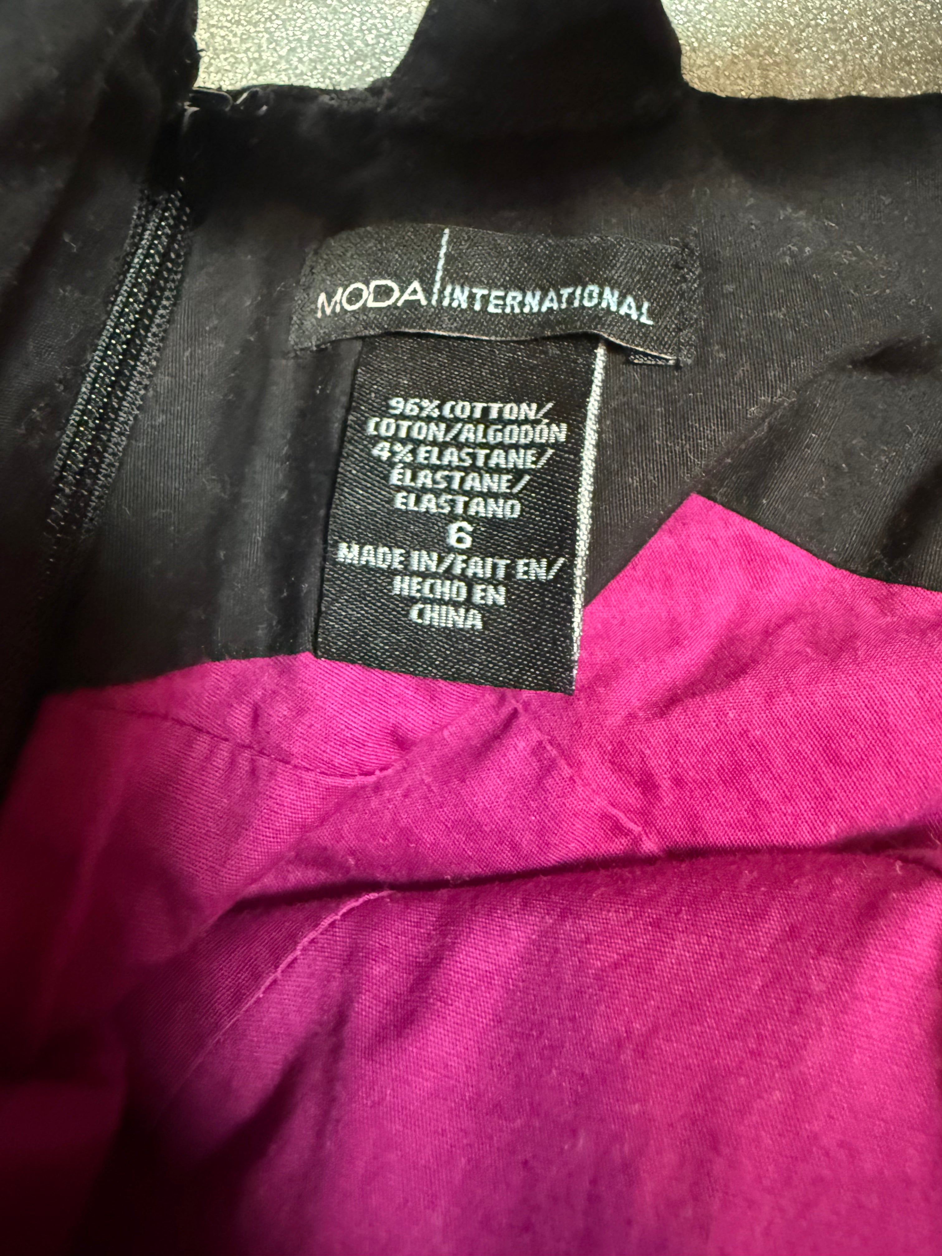 Moda International 96% Cotton 4% Elastane SIze 6 Magenta and Black Halter Top Mini Dress