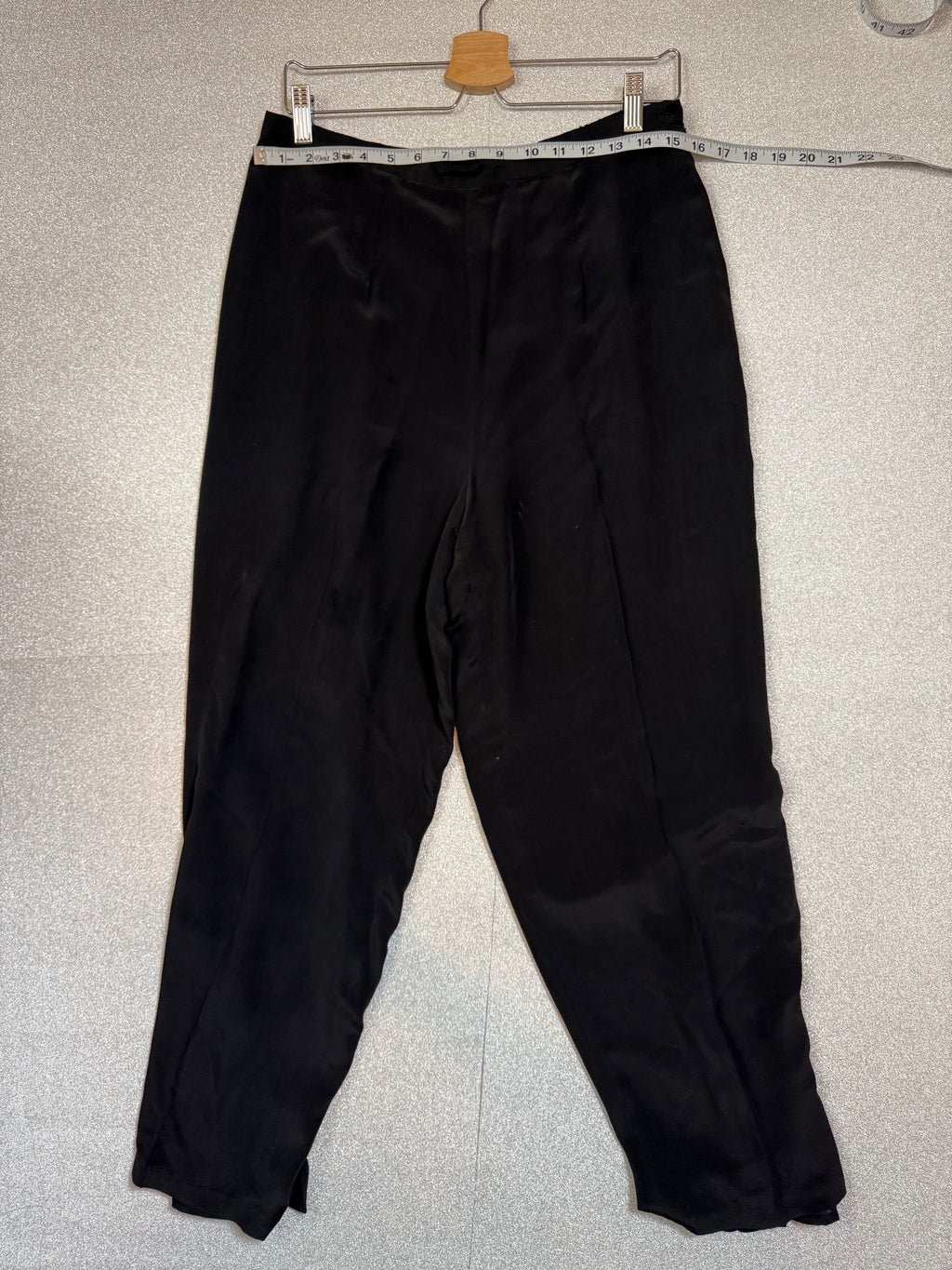 Robbie Bee 100% Silk Size 12 Black Pants