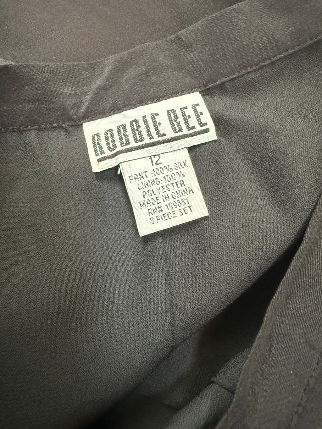 Robbie Bee 100% Silk Size 12 Black Pants