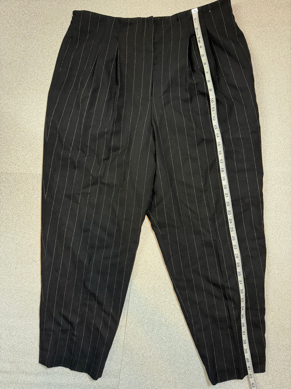 Amanda Smithii 100% Wool Size 20W Black Pinstripe Pants