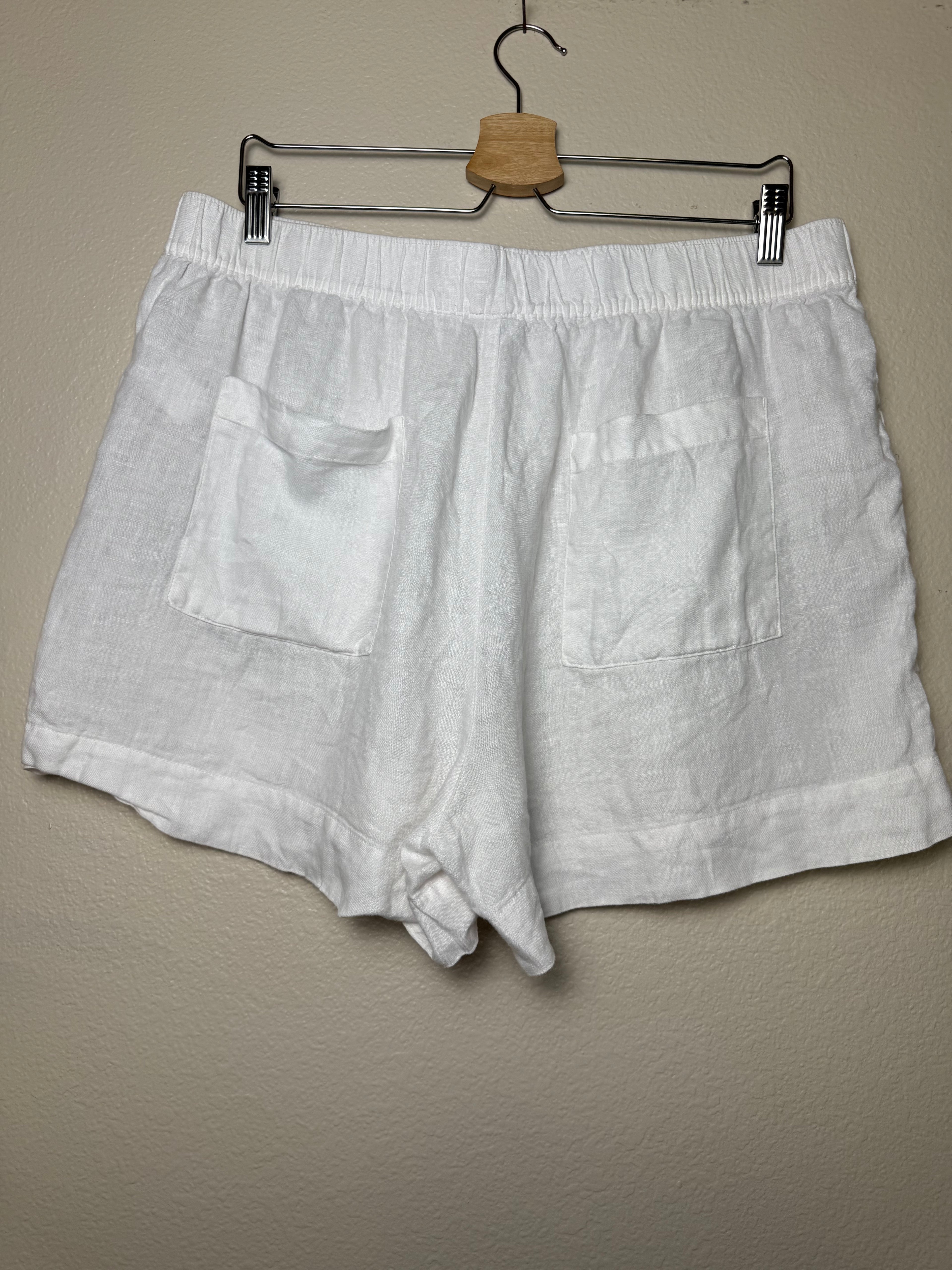 C&C California 100% Linen XL White Shorts