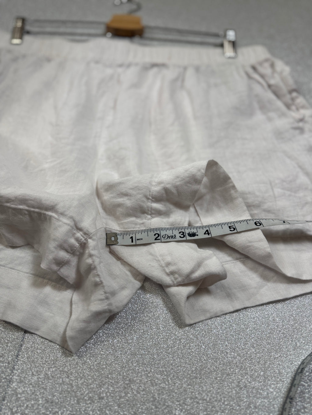 C&C California 100% Linen XL White Shorts