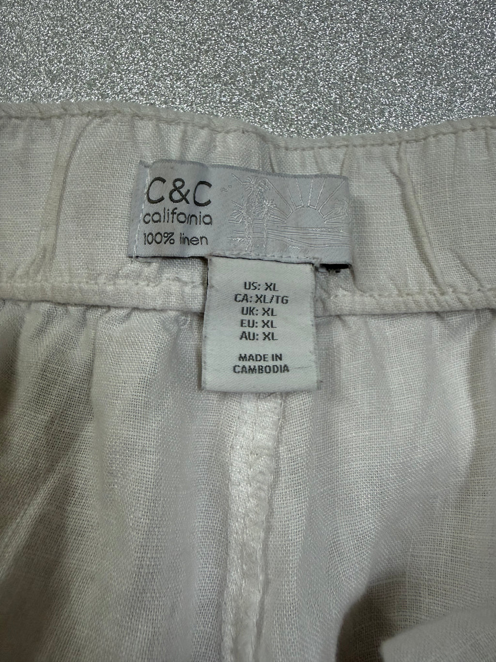 C&C California 100% Linen XL White Shorts