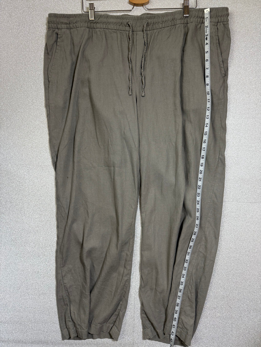 Old Navy 55% Linen 45% Rayon 2X Army Green Taper Leg Pants