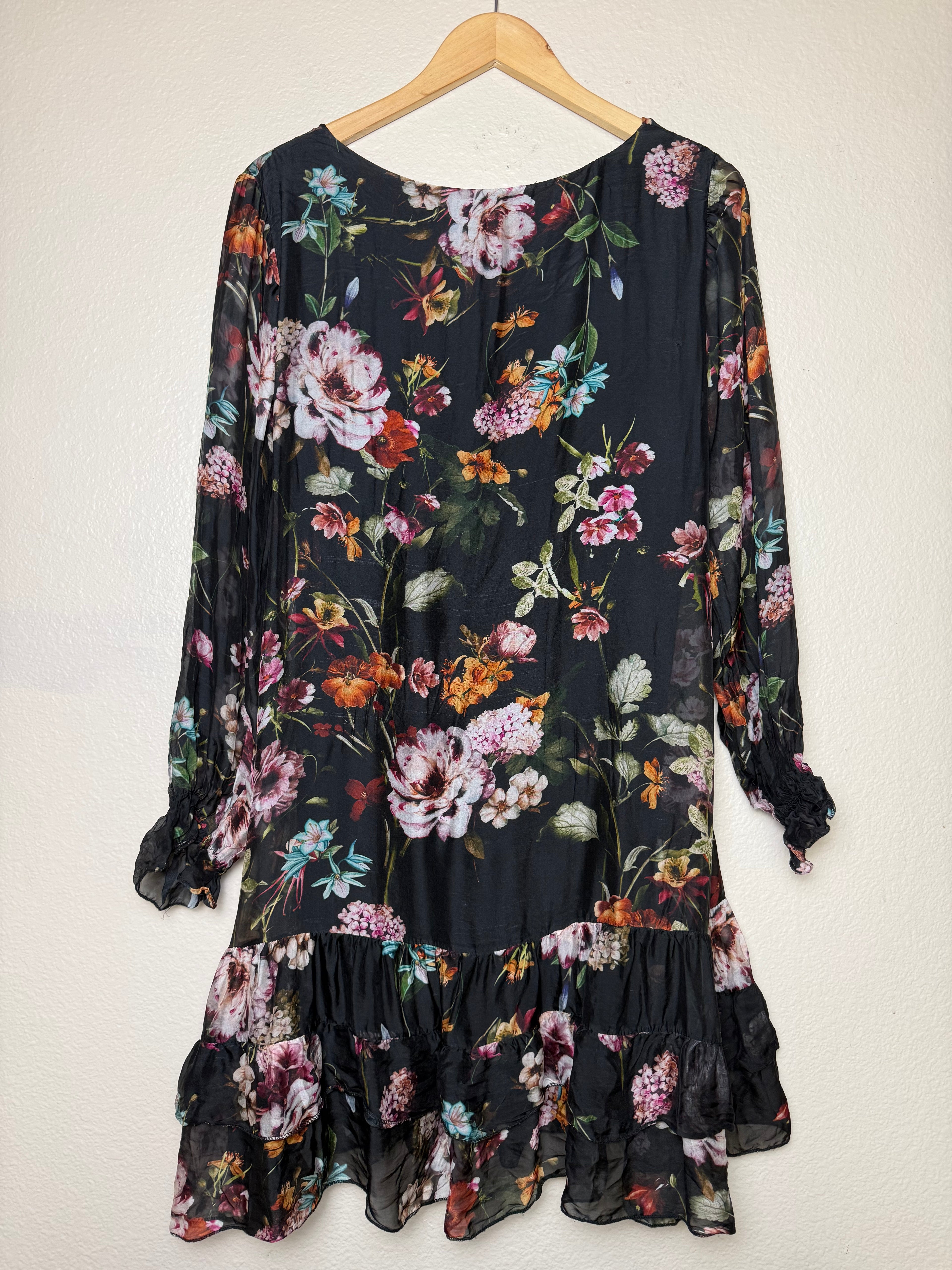 Bellambia 70% Viscose 30% Silk XL Black with Floral Print Long Sleeve Mini Dress