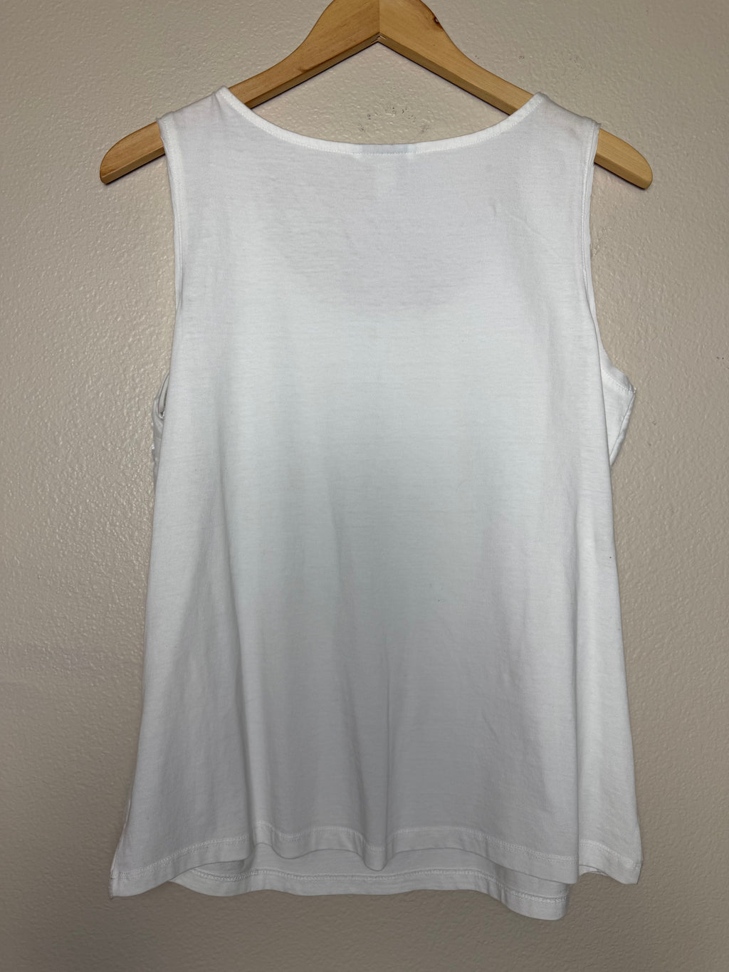 Charter Club 79% Cotton 21% Silk M White with Sequin Detail Tank Top