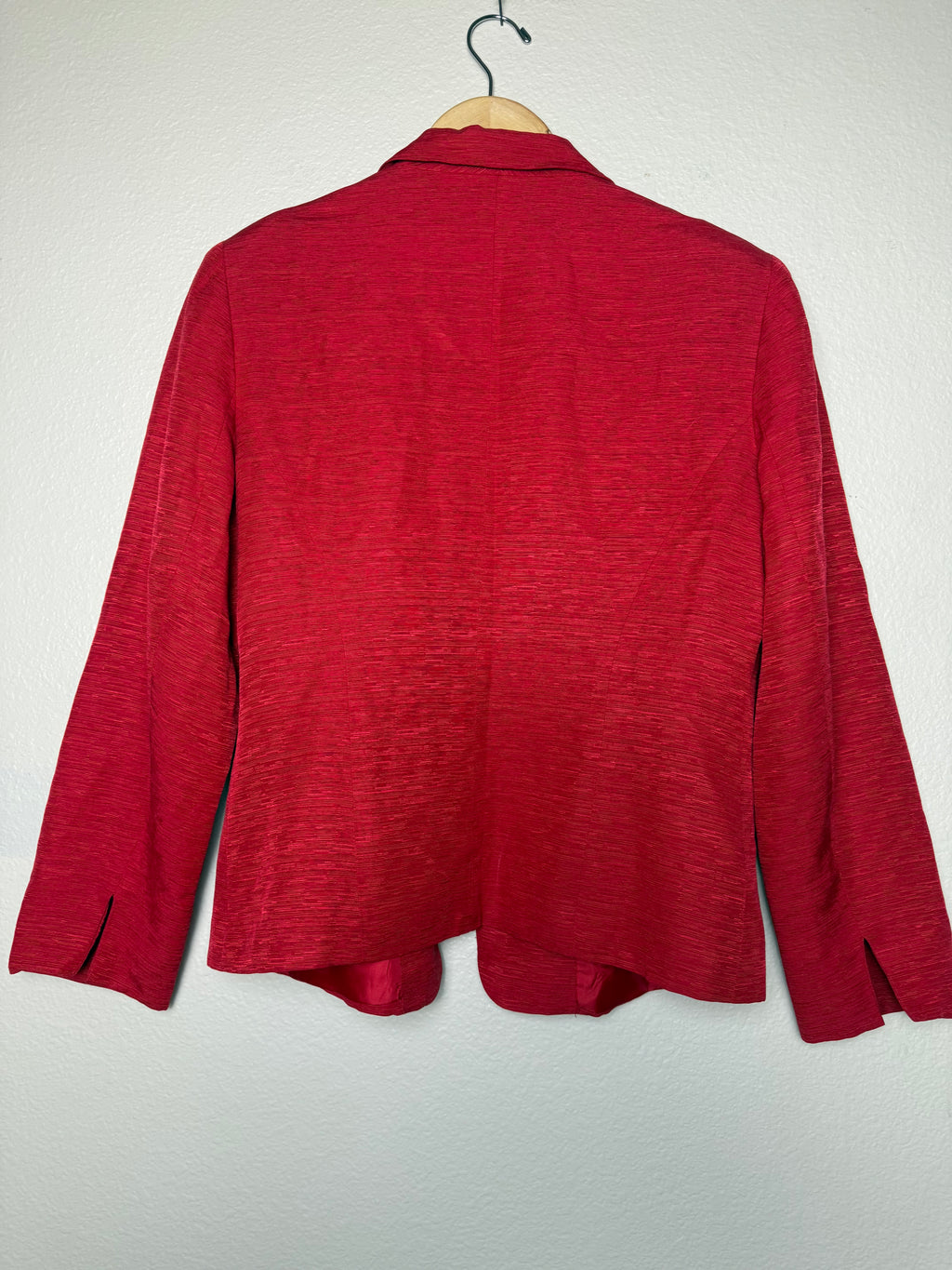 Sag Harbor 100% Silk Size 10 Petite Red Blazer