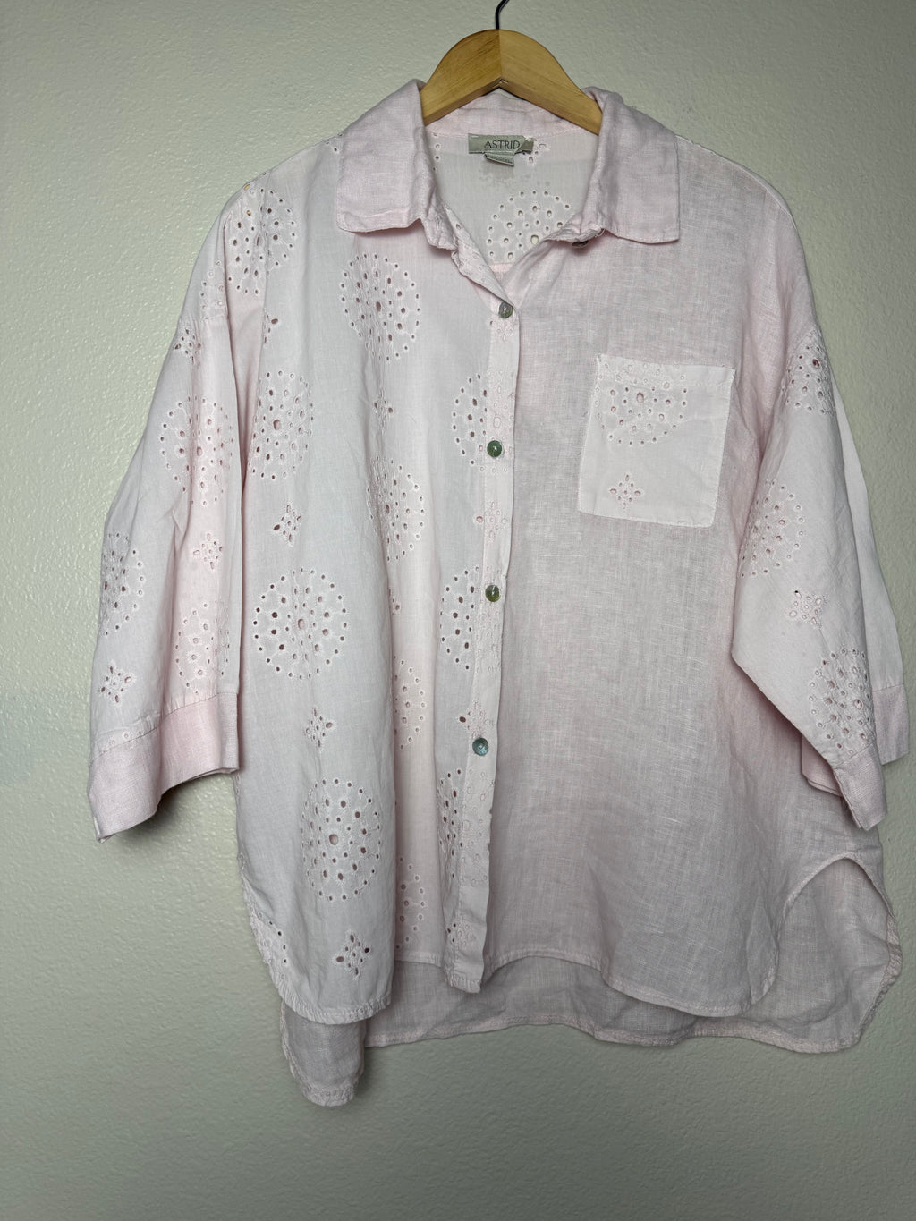 Astrid 100% Linen M Light Pink 3/4 Sleeve Button Down Shirt