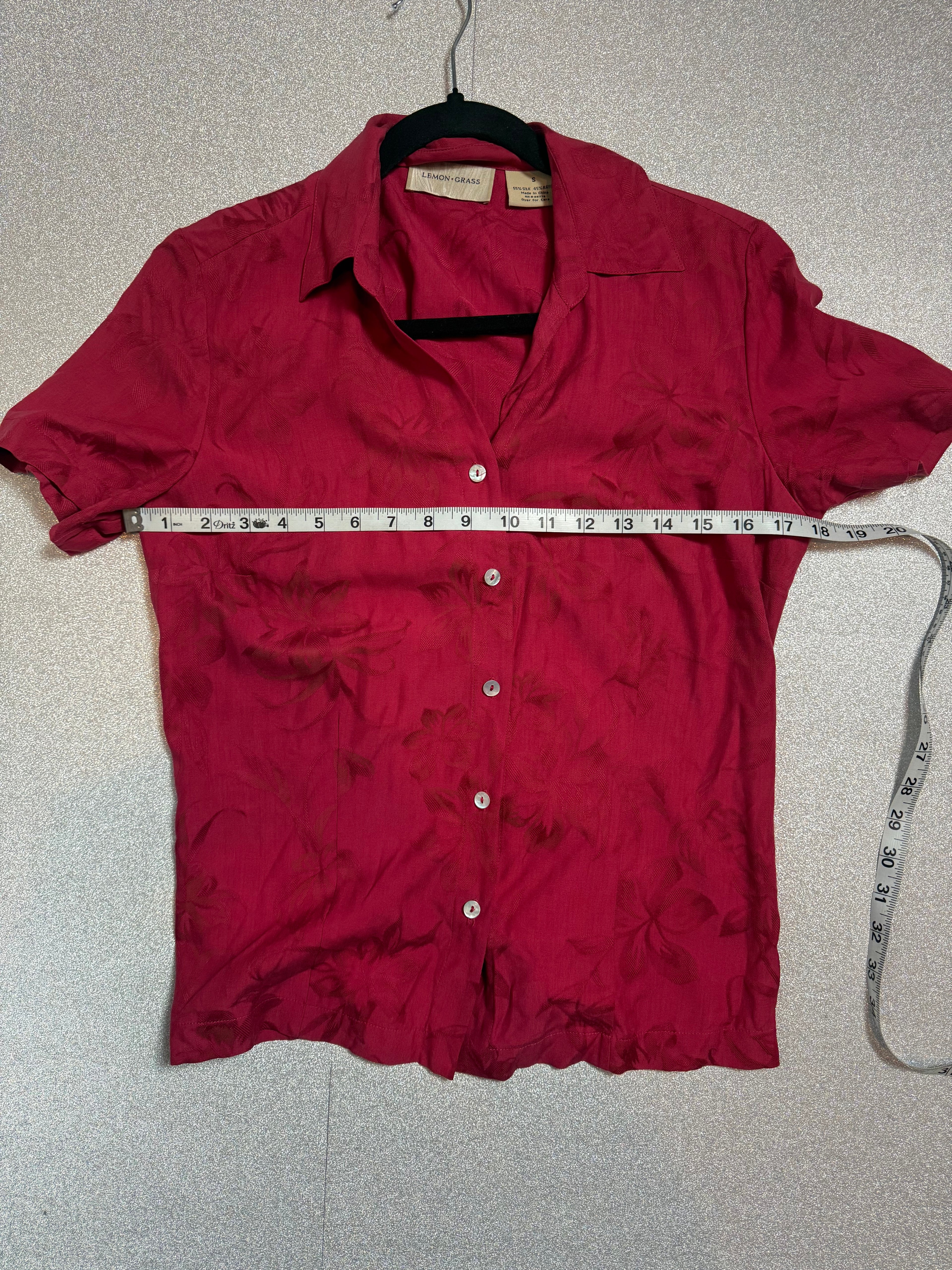 Lemon Grass 55% Silk 45% Rayon S M Red Flower Design Button Down Shirt and Capri Pants Set
