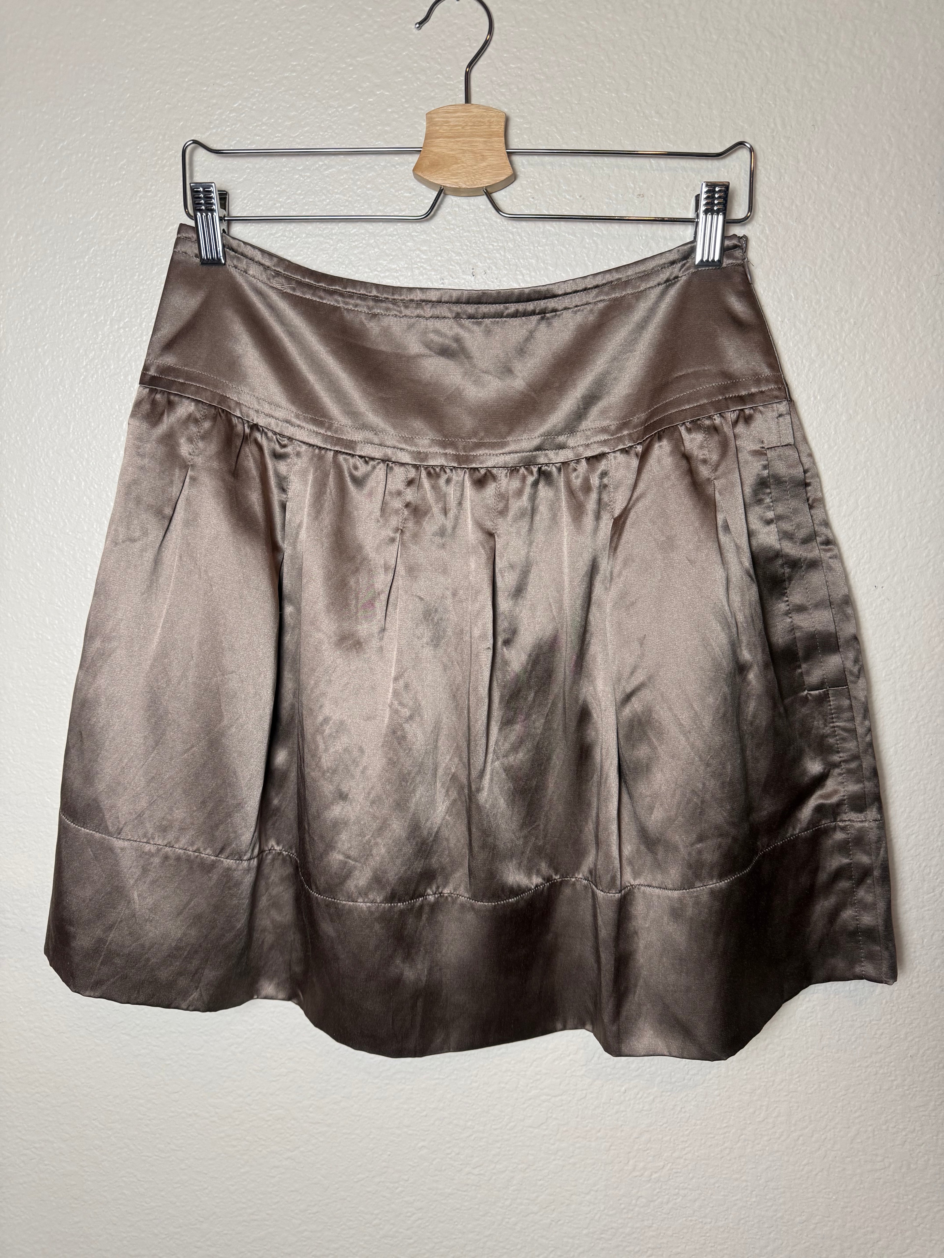 BCBG MaxAzria 59% Silk 41% Cotton Size 4 Light Brown Satin Bubble Mini Skirt
