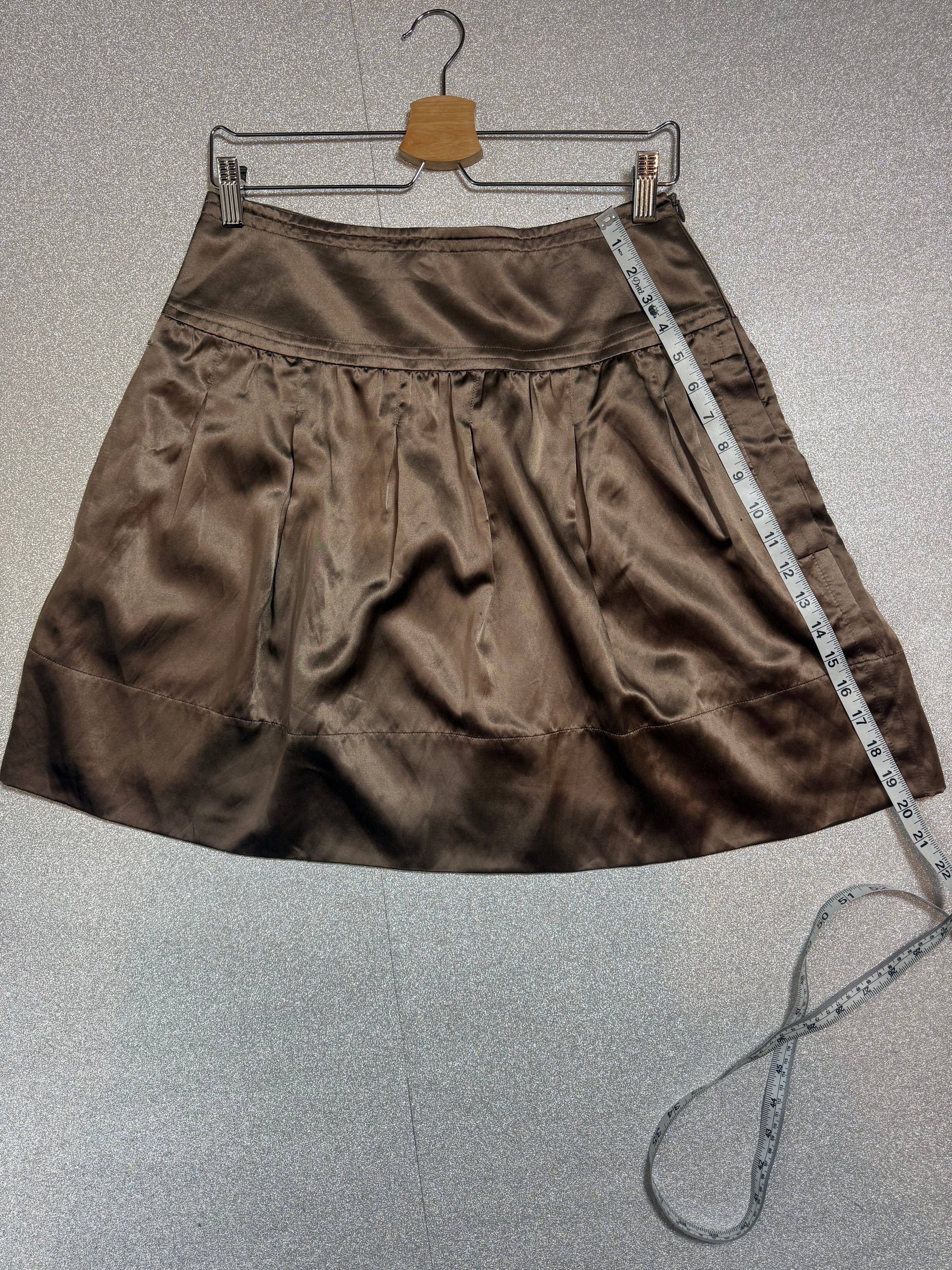 BCBG MaxAzria 59% Silk 41% Cotton Size 4 Light Brown Satin Bubble Mini Skirt