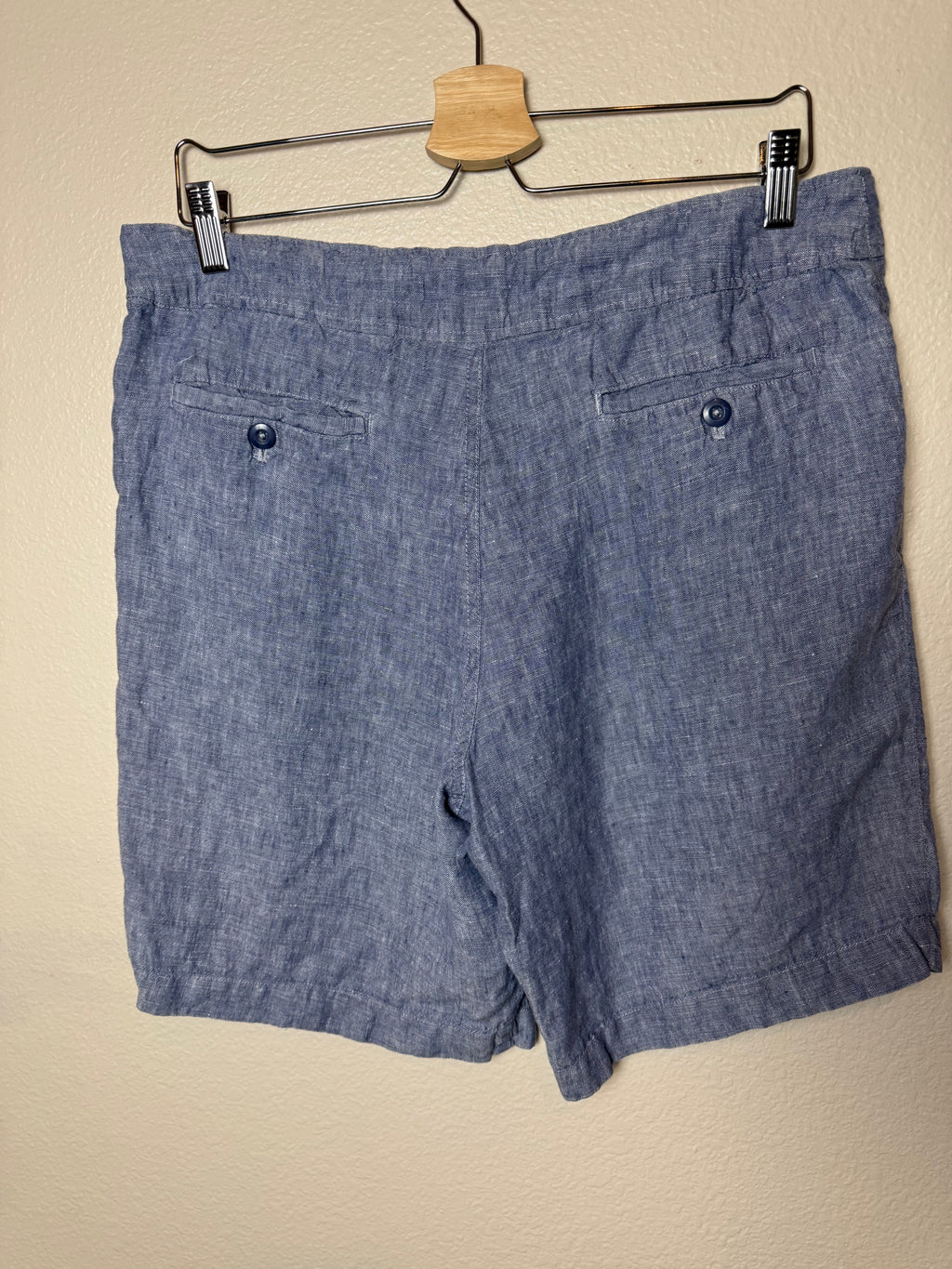 Jones New York 100% Linen Size 12 Light Blue Mid Thigh Shorts