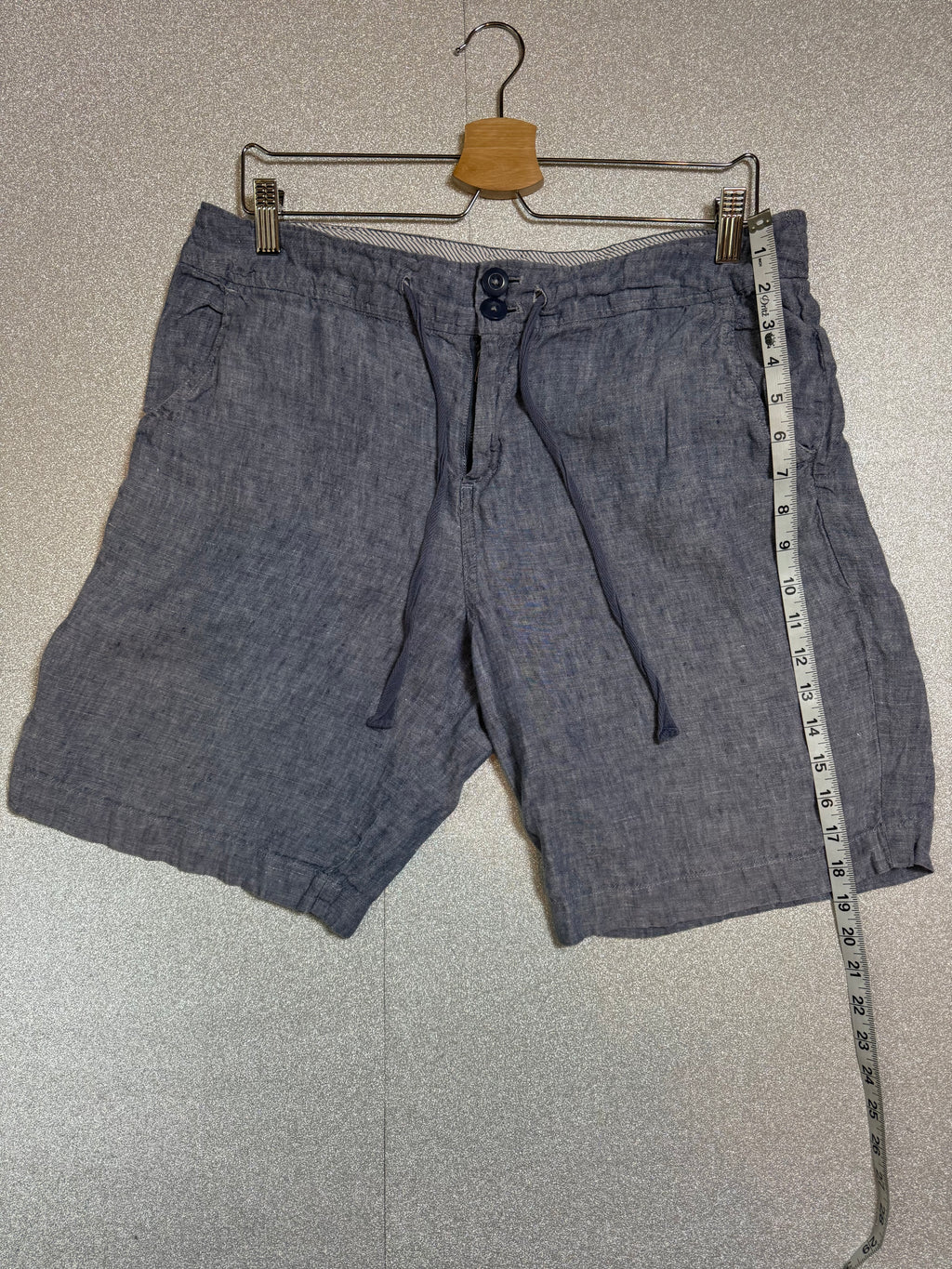 Jones New York 100% Linen Size 12 Light Blue Mid Thigh Shorts