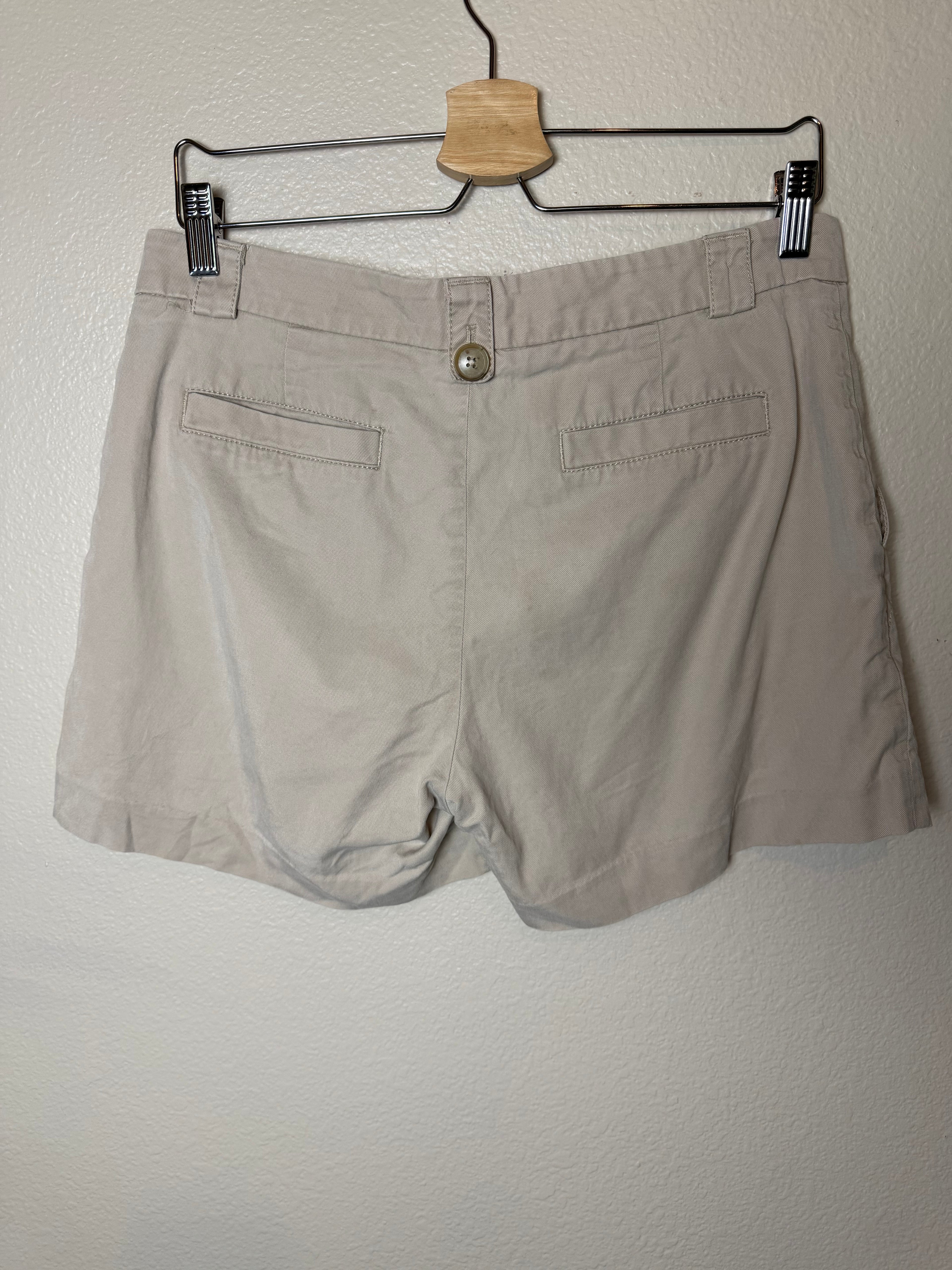 Banana Republic 60% Tencel Lyocell 40% Cotton Size 8 Khaki Shorts