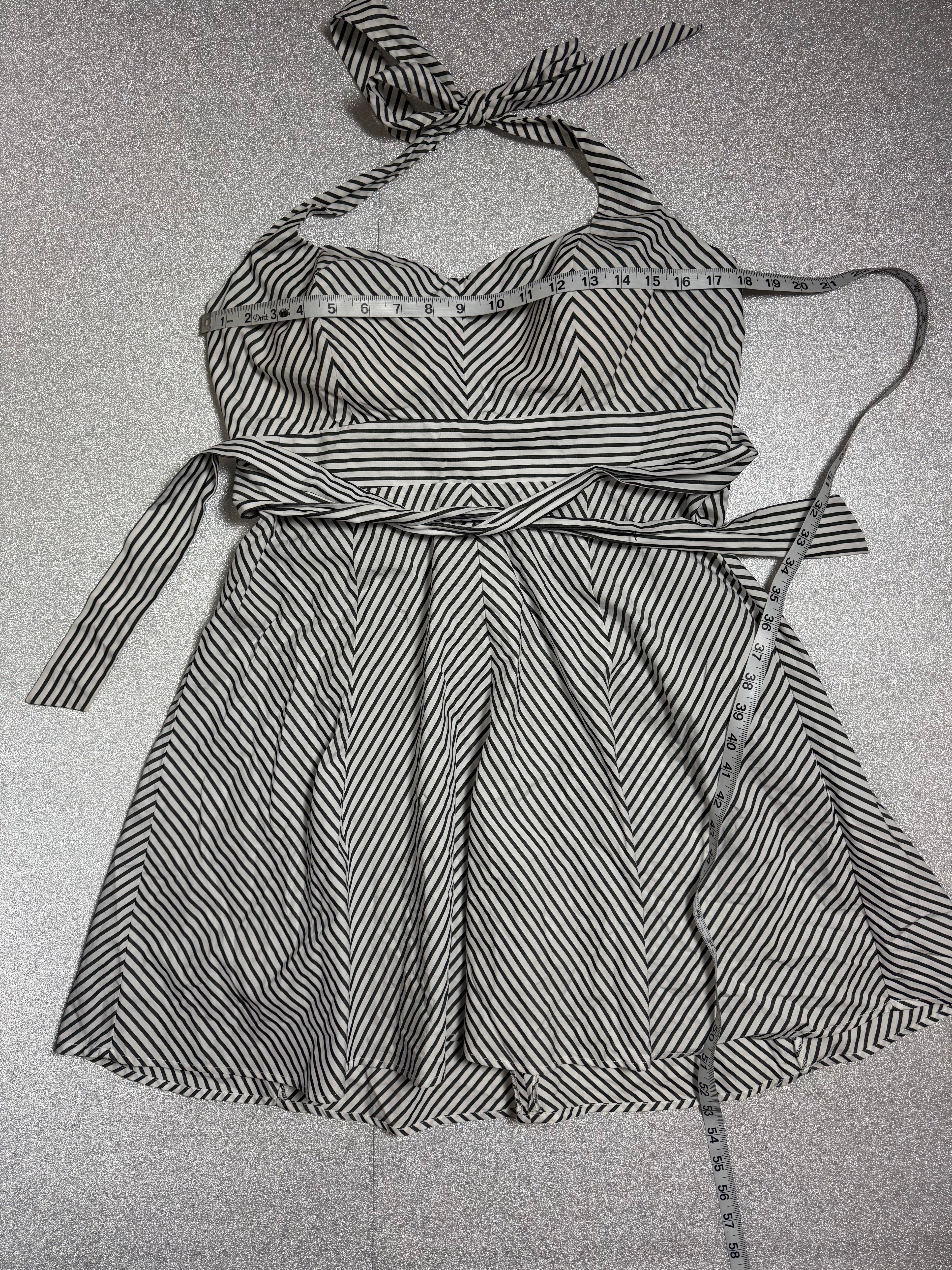 A. Byer 100% Cotton Size 15 (Size 14, Size 16) Black and White Chevron Halter Mini Dress