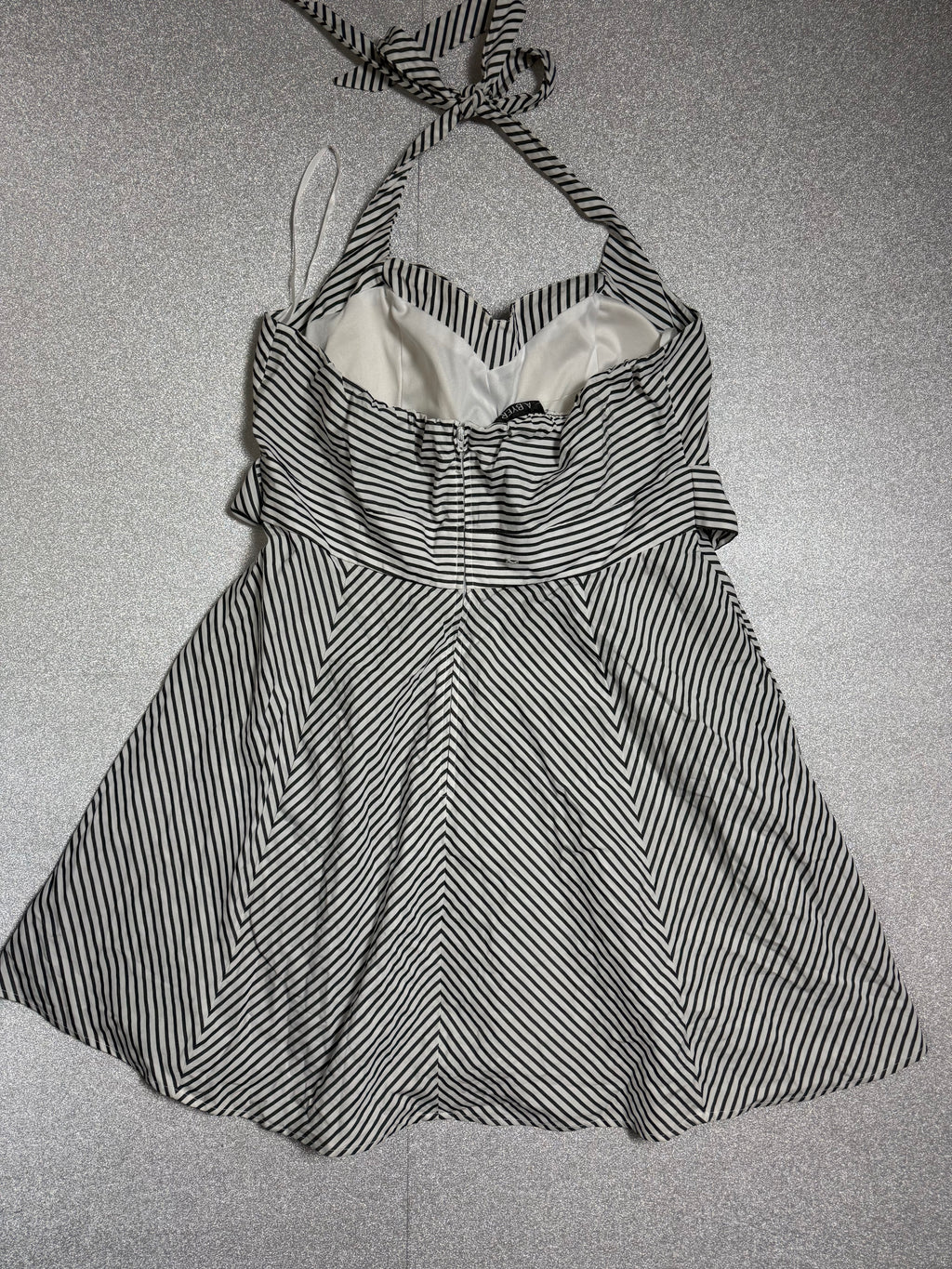 A. Byer 100% Cotton Size 15 (Size 14, Size 16) Black and White Chevron Halter Mini Dress