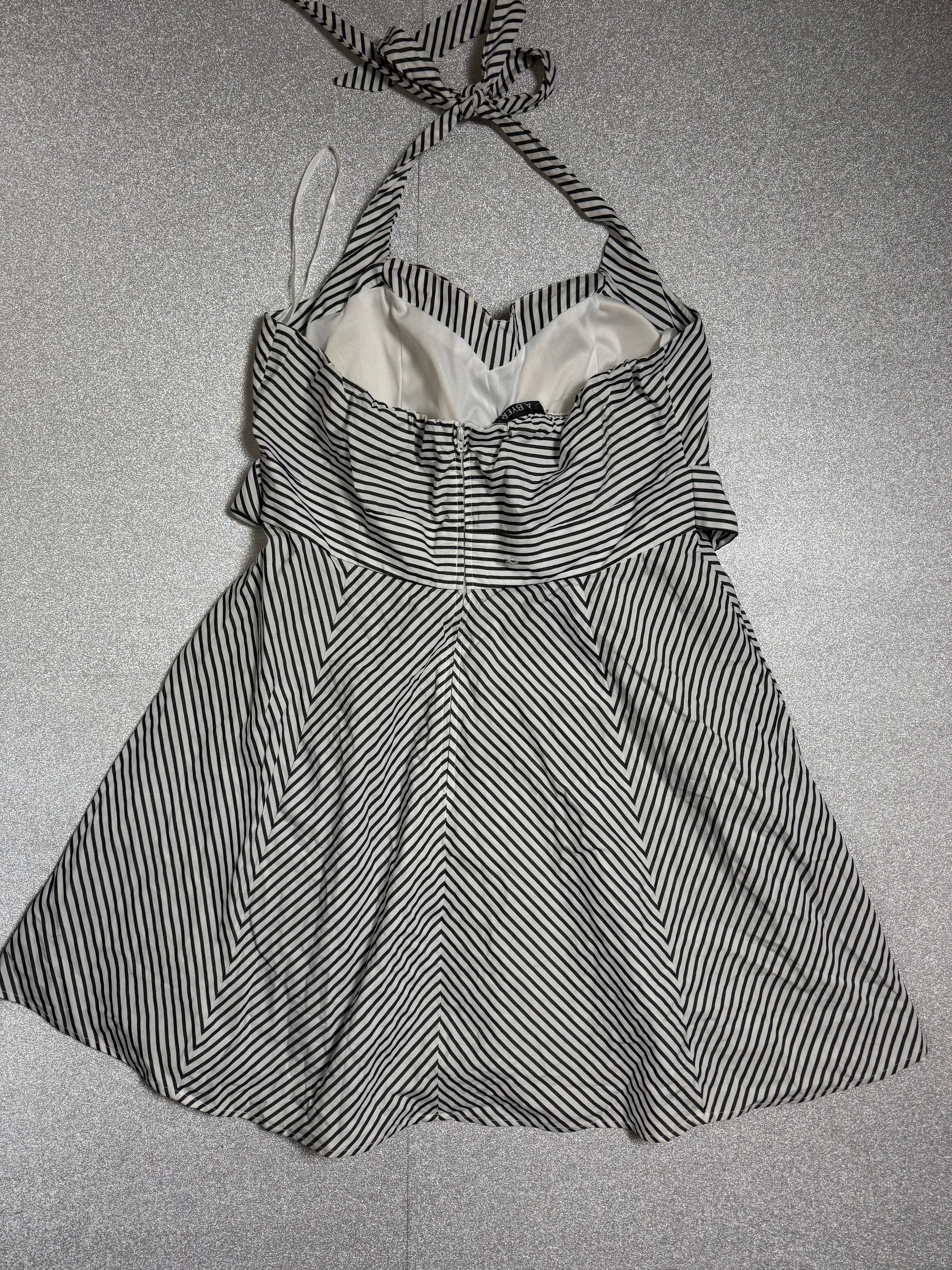 A. Byer 100% Cotton Size 15 (Size 14, Size 16) Black and White Chevron Halter Mini Dress