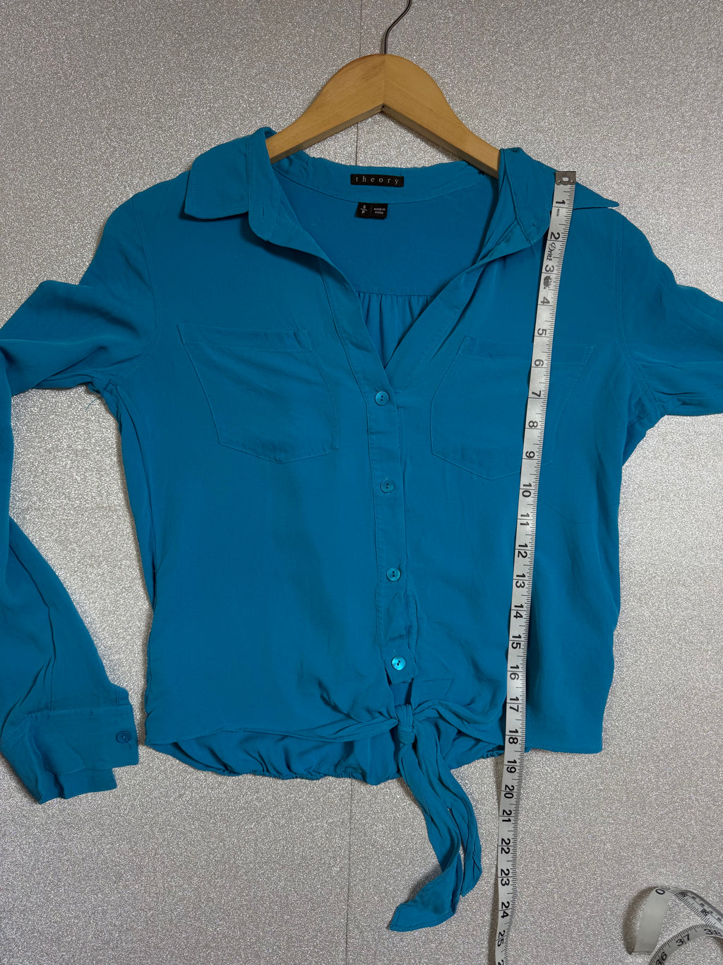 Theory 100% Silk S Blue Button Down Long Sleeve