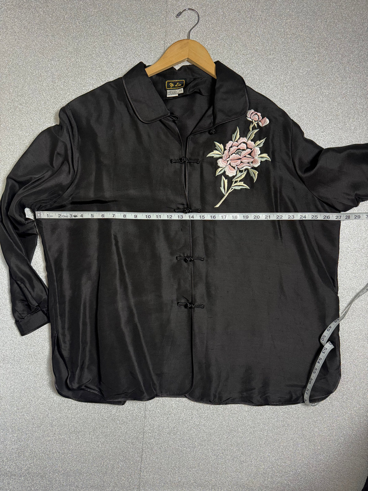 Yi Lin 100% Silk 2XL Black Long Sleeve Button Down with Embroidered Rose