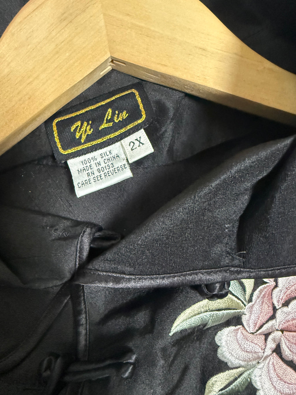 Yi Lin 100% Silk 2XL Black Long Sleeve Button Down with Embroidered Rose