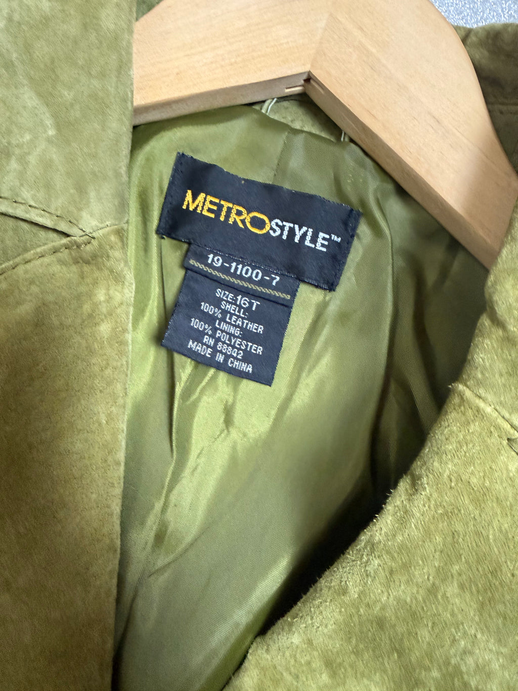 MetroStyle 100% Leather Size 16 Green Blazer