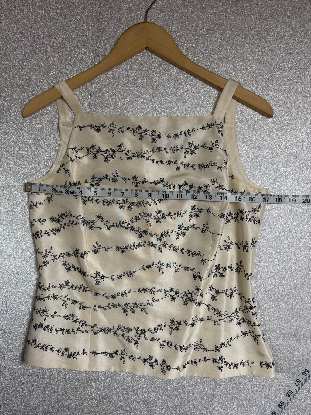 Ann Taylor 100% Silk Size 8 Off-White Plant Embroidered Spaghetti Strap Top
