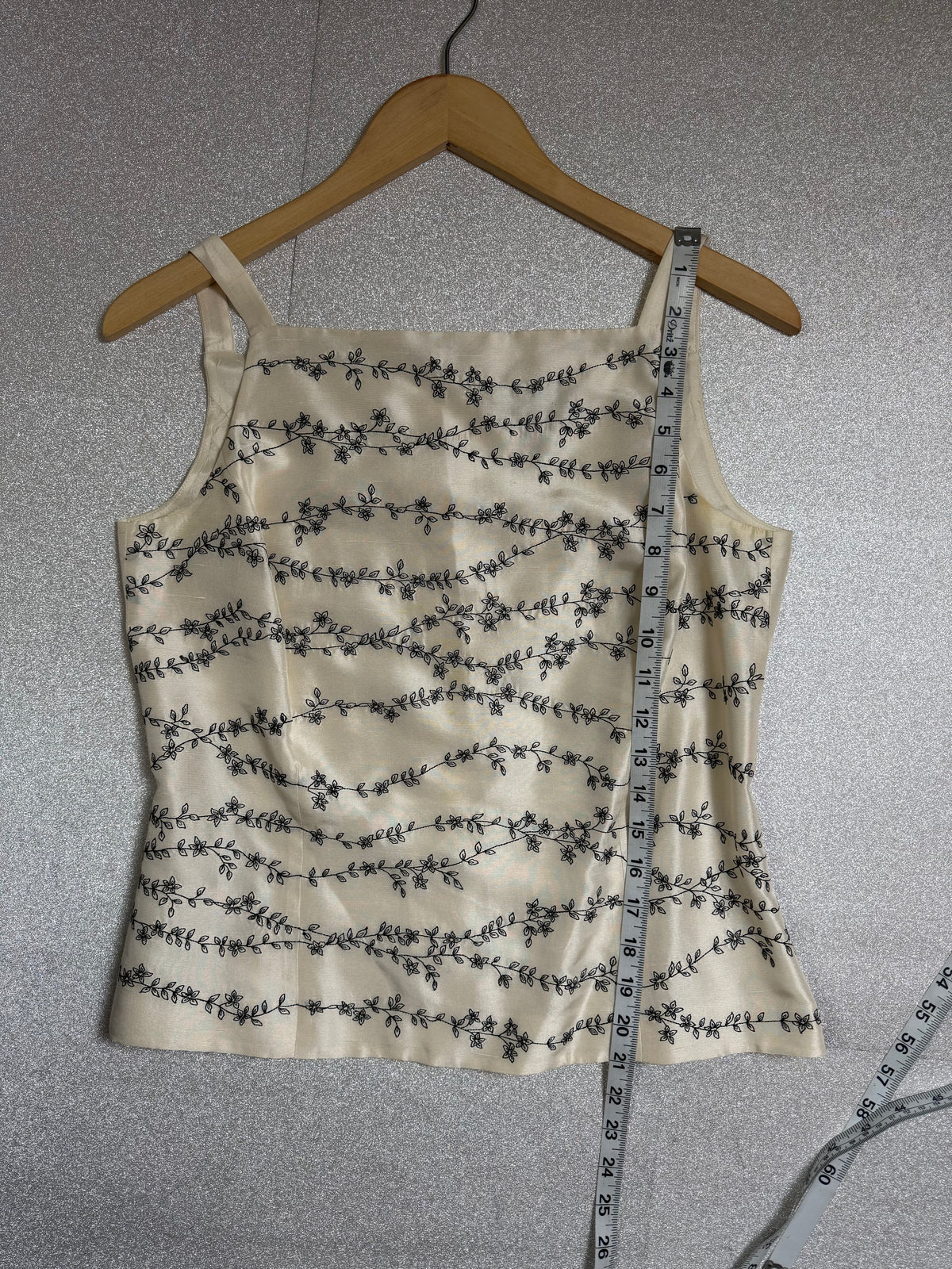 Ann Taylor 100% Silk Size 8 Off-White Plant Embroidered Spaghetti Strap Top