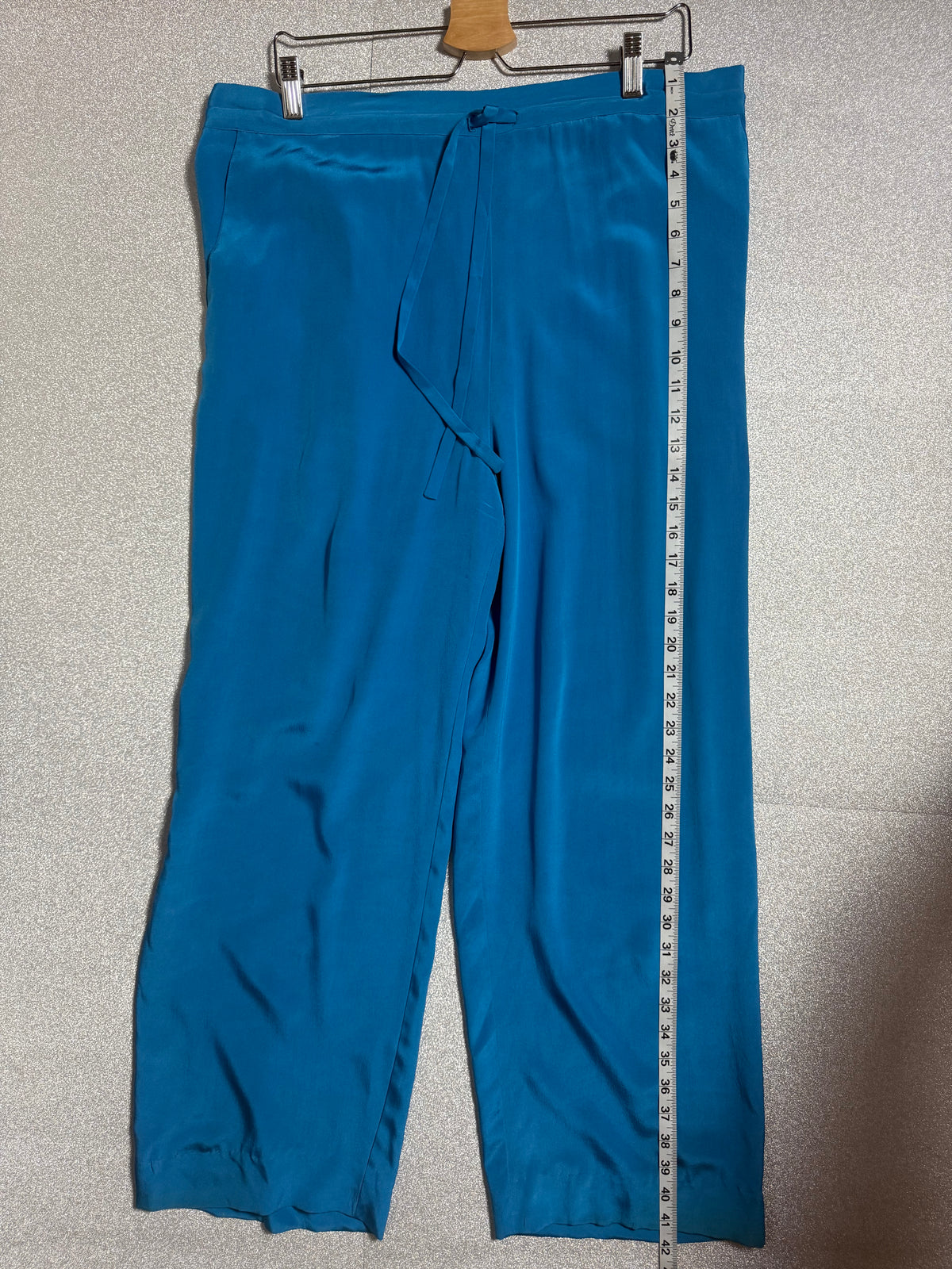 Morgan Taylor Studio 100% Silk M Blue Straight Leg Pants
