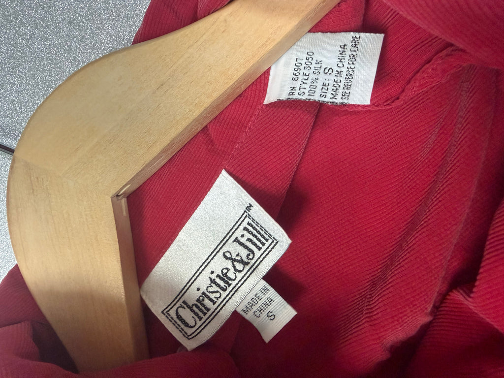 Christie & Jill 100% Silk S Red Collared Button Down Shirt