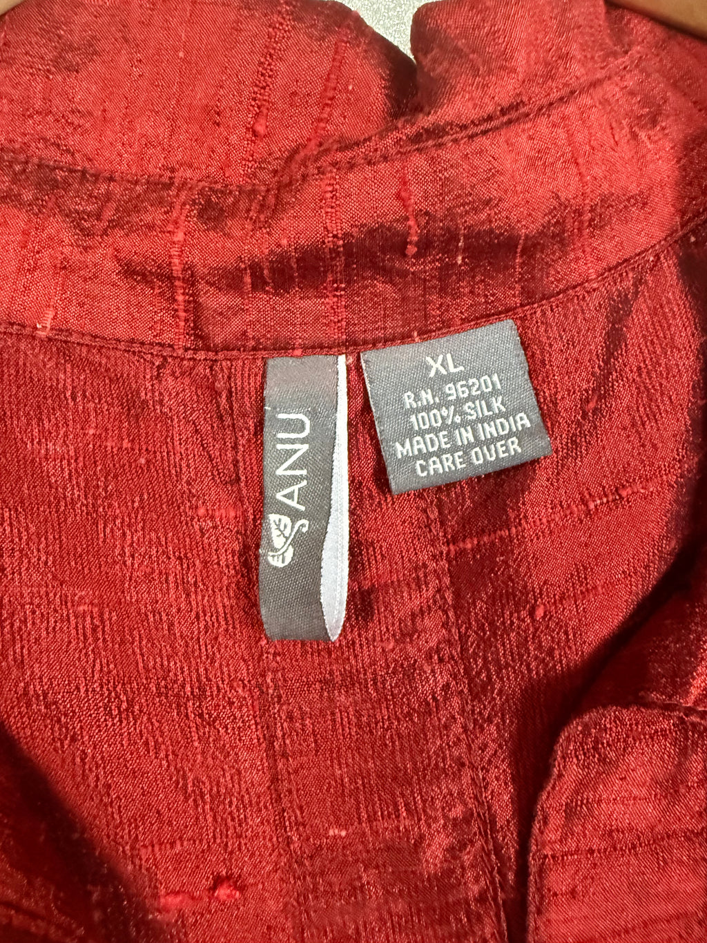 Anu 100% Silk XL Red Collared Button Down
