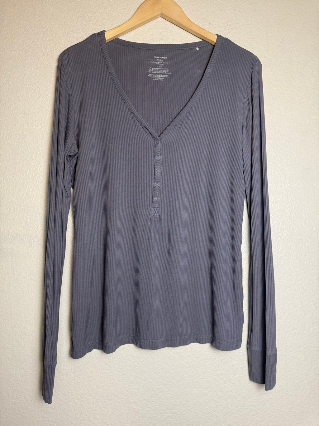 Posh Peanut 95% Viscose 5% Spandex M Grey Long Sleeve V-Neck