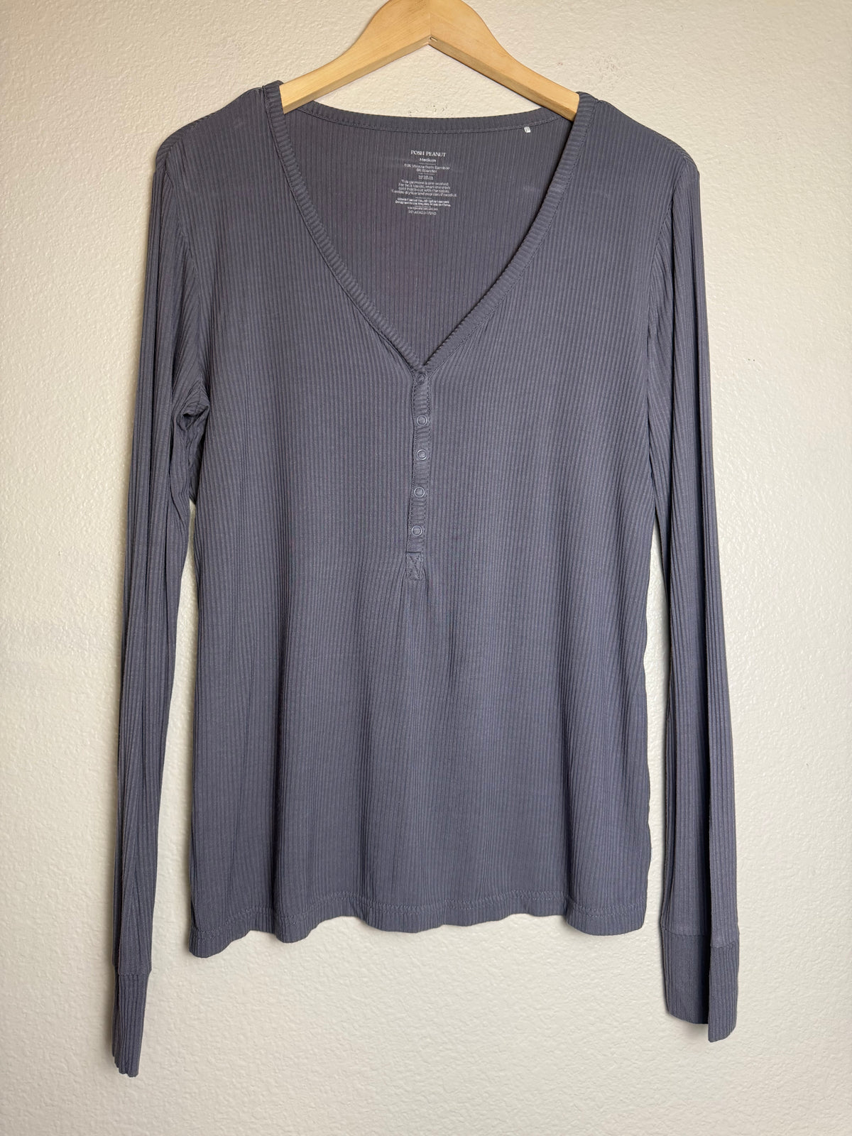 Posh Peanut 95% Viscose 5% Spandex M Grey Long Sleeve V-Neck
