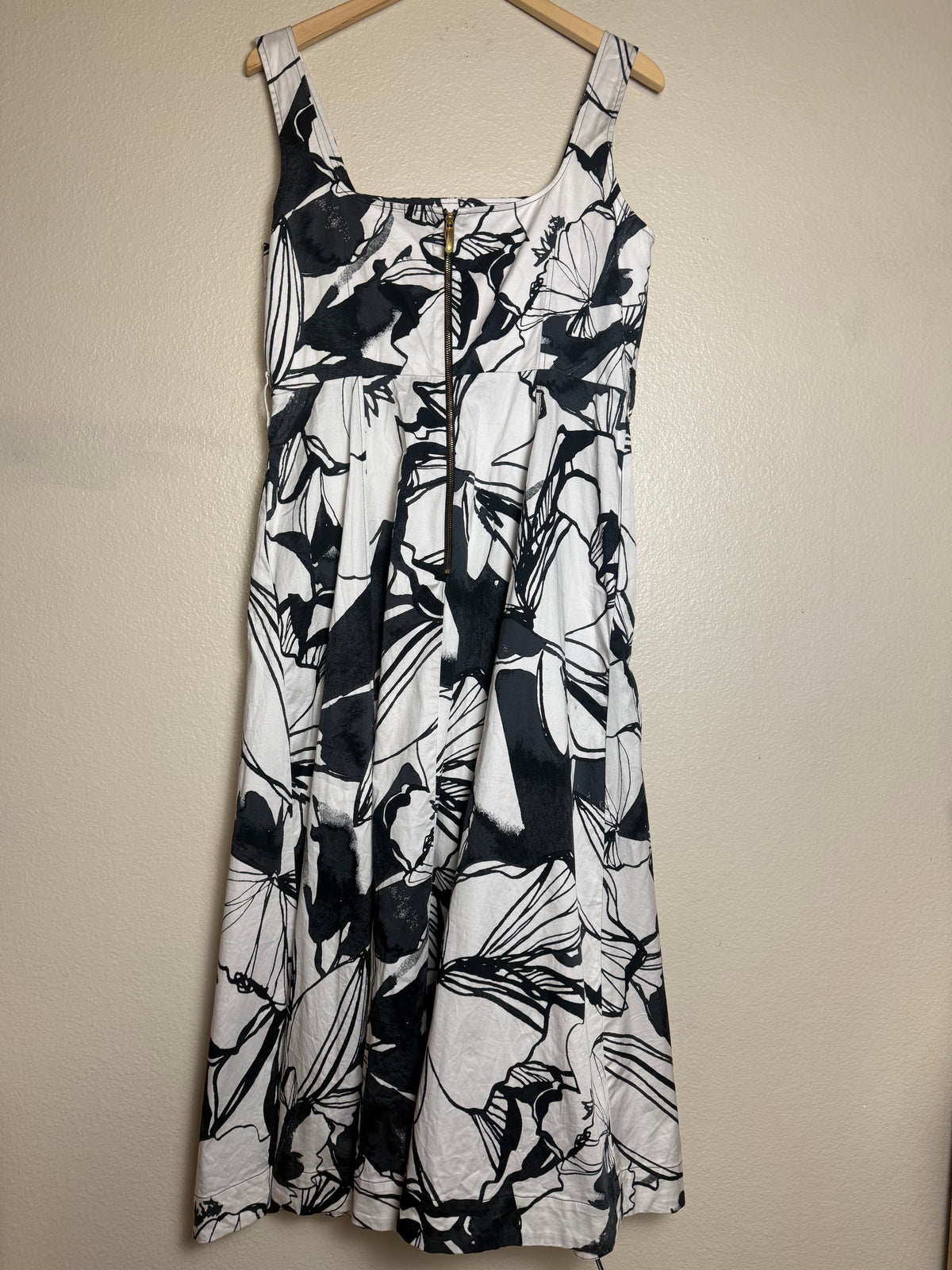 Donna Karan 100% Cotton Size 16 Black and White Plant Print Tank Top Midi Dress