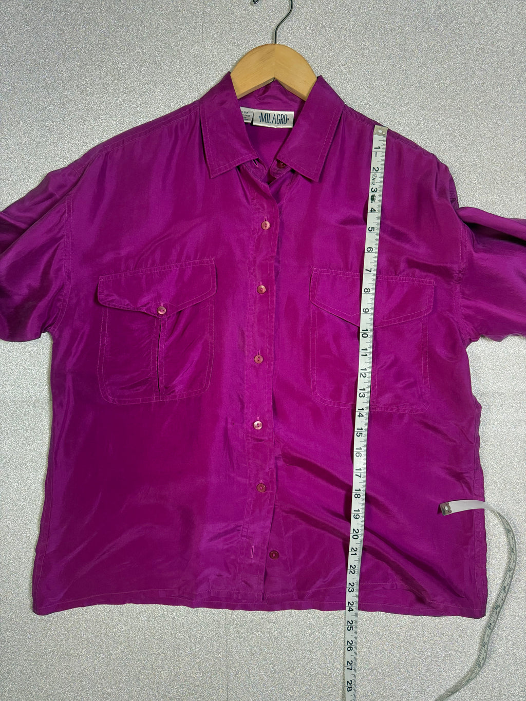 Milagro 100% Silk S Fuchsia Collared Long Sleeve Button Down