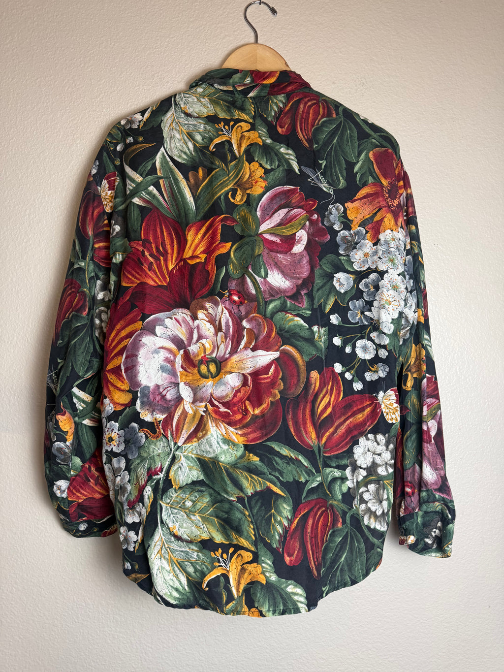 Copper Key 100% Silk M Floral Print Collared Button Down