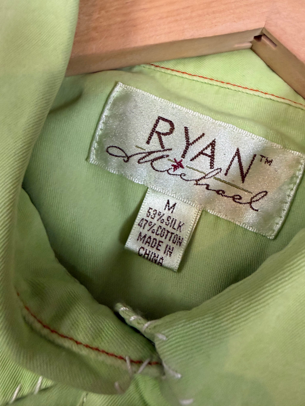 Ryan Michael 53% Silk 47% Cotton M Lime Green Peal Snap Button Down