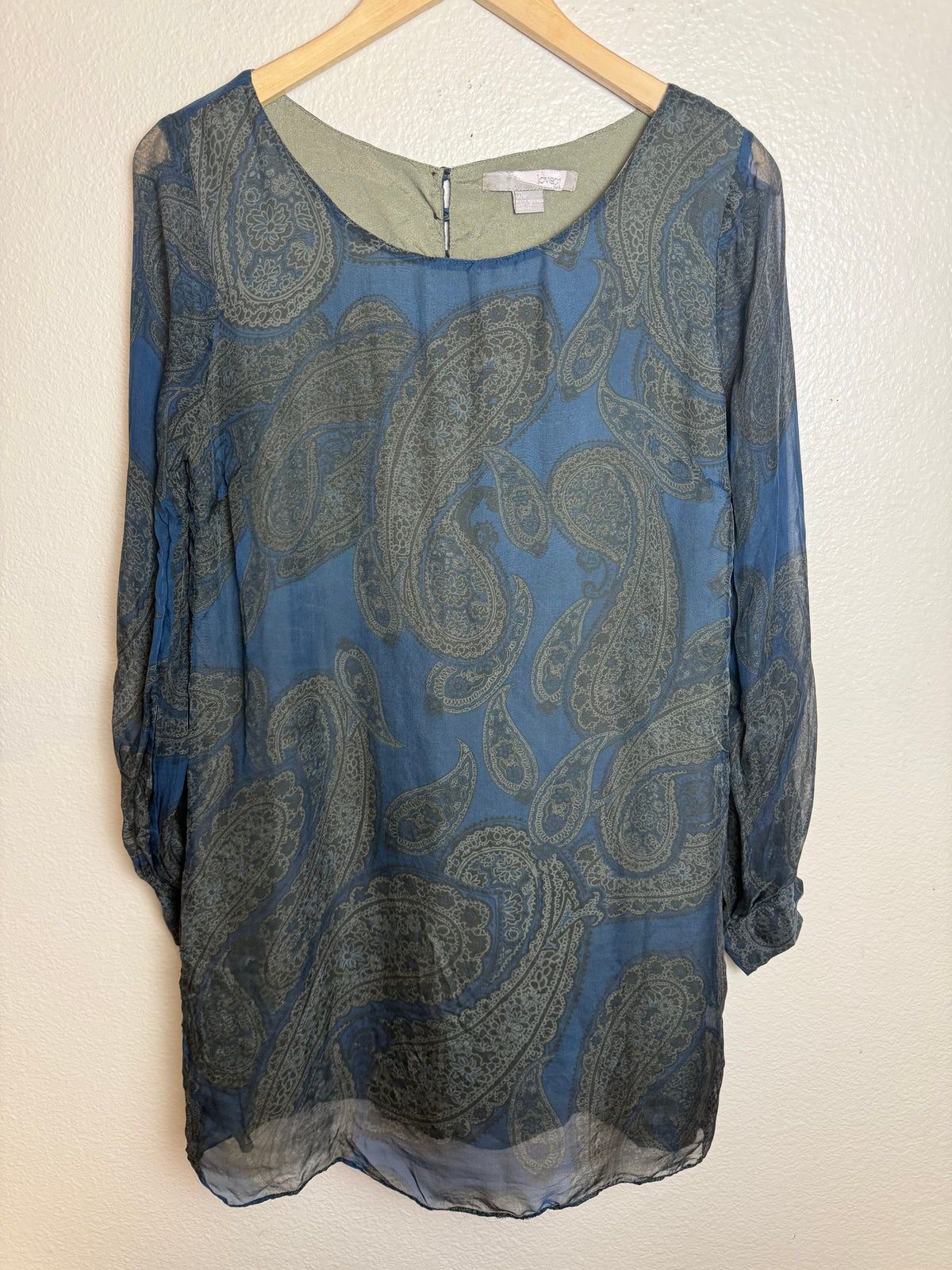 Love 21 100% Silk M Blue and Green Paisley Long Sleeve Mini Dress