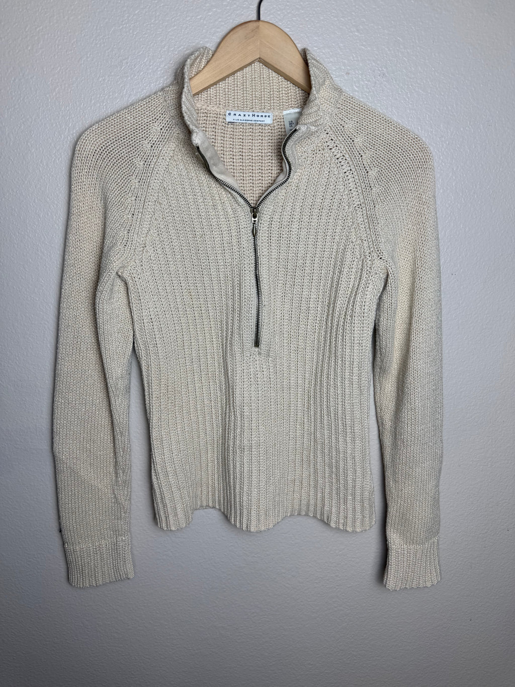 Liz Claiborne 97% Cotton 3% Other Fibers Beige and Metallic Gold Mock Neck Sweater